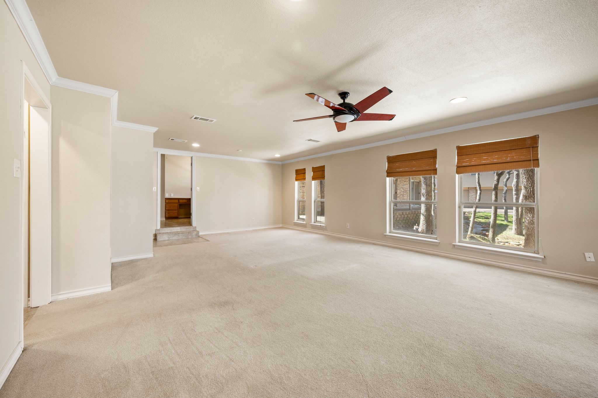 2800 Idlecreek Drive Dalworthington Gardens TX 76016