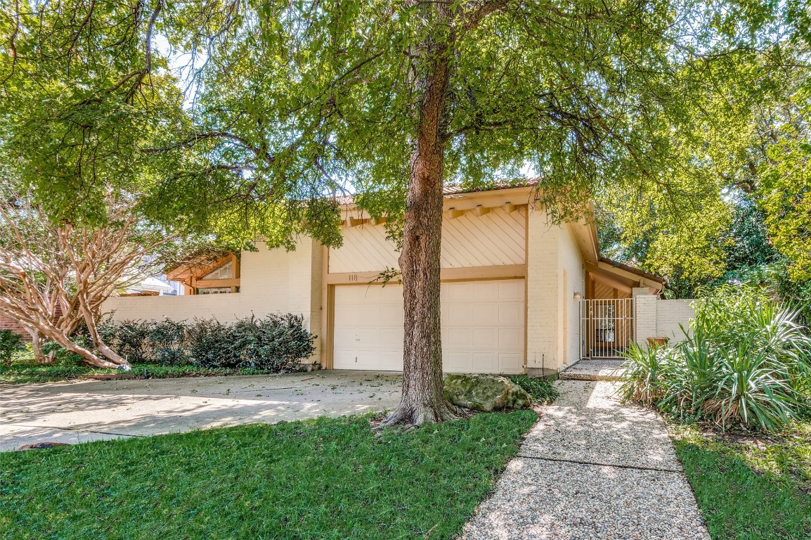 118 Fox Glen Circle Irving TX 75062