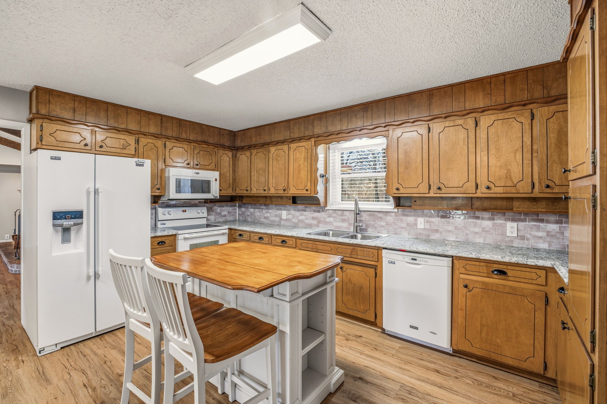 102 Shady Oak Drive Weatherford TX 76087