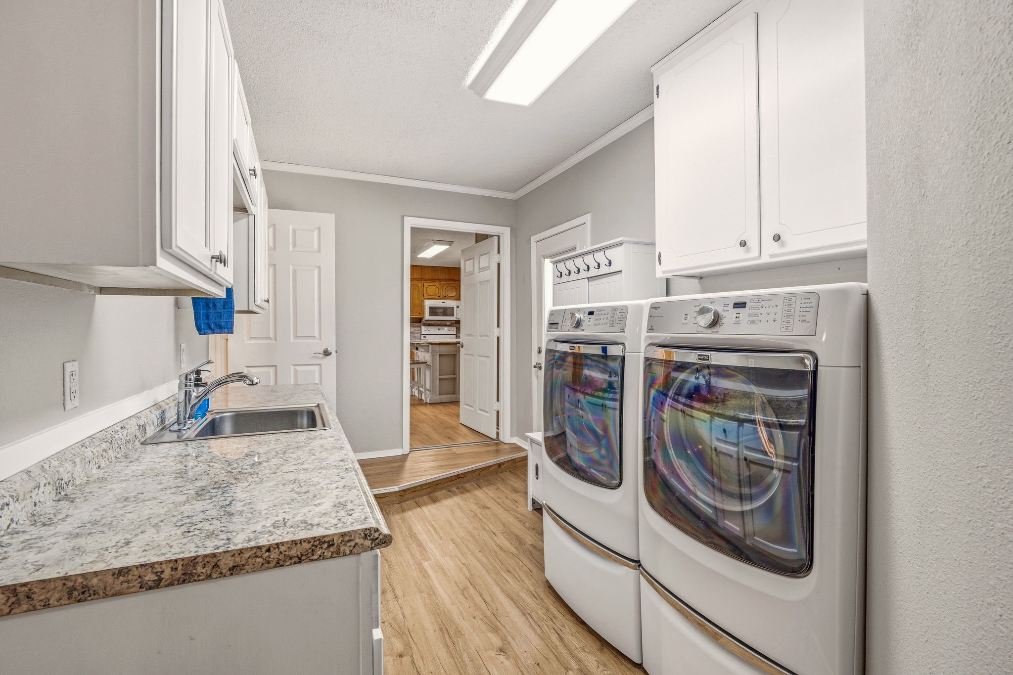 102 Shady Oak Drive Weatherford TX 76087