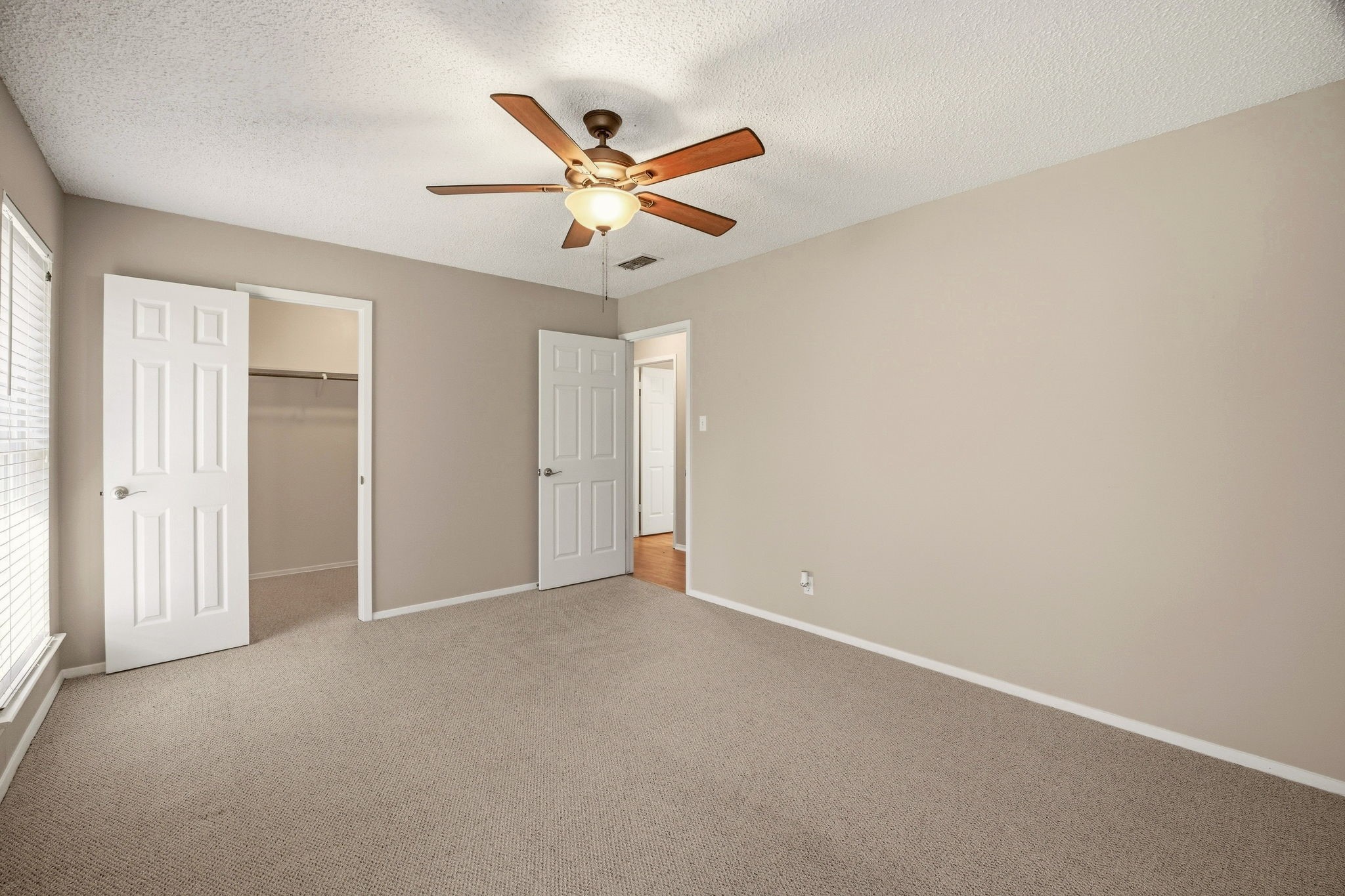 102 Shady Oak Drive Weatherford TX 76087