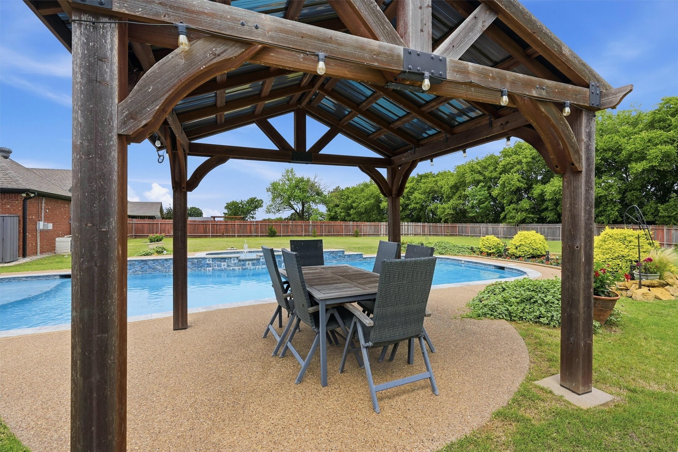 3111 Briarcliff Circle Gainesville TX 76240