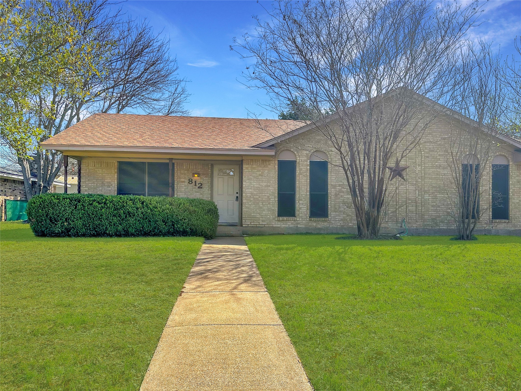 812 Monique Cedar Hill TX 75104