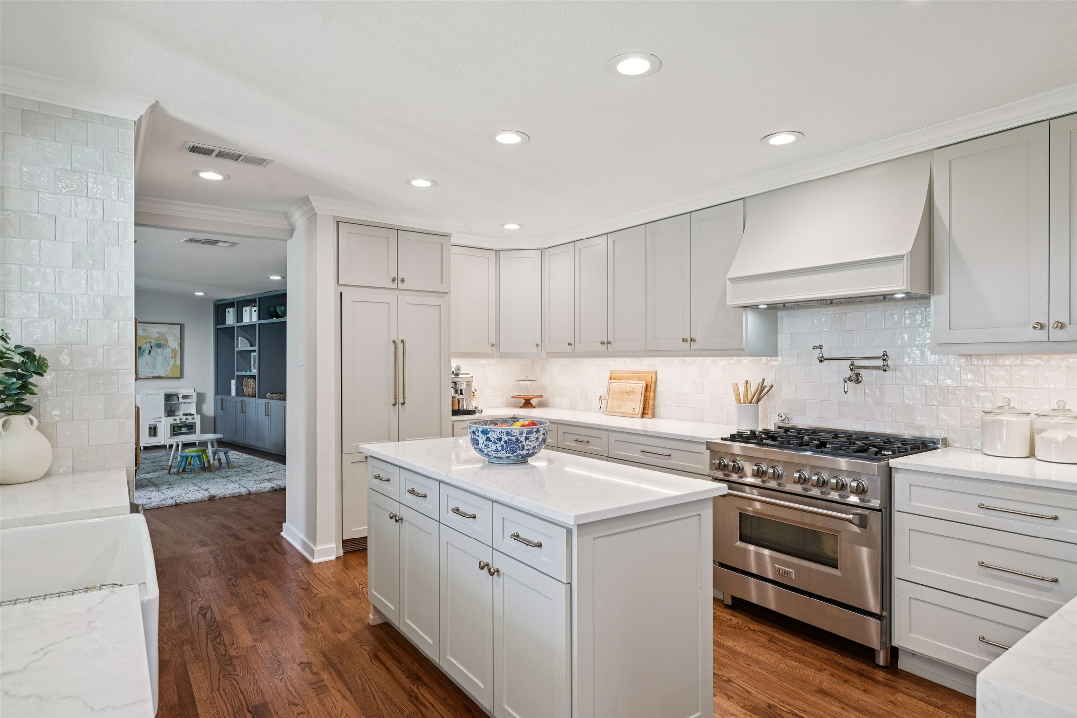 10250 Timber Trail Drive Dallas TX 75229