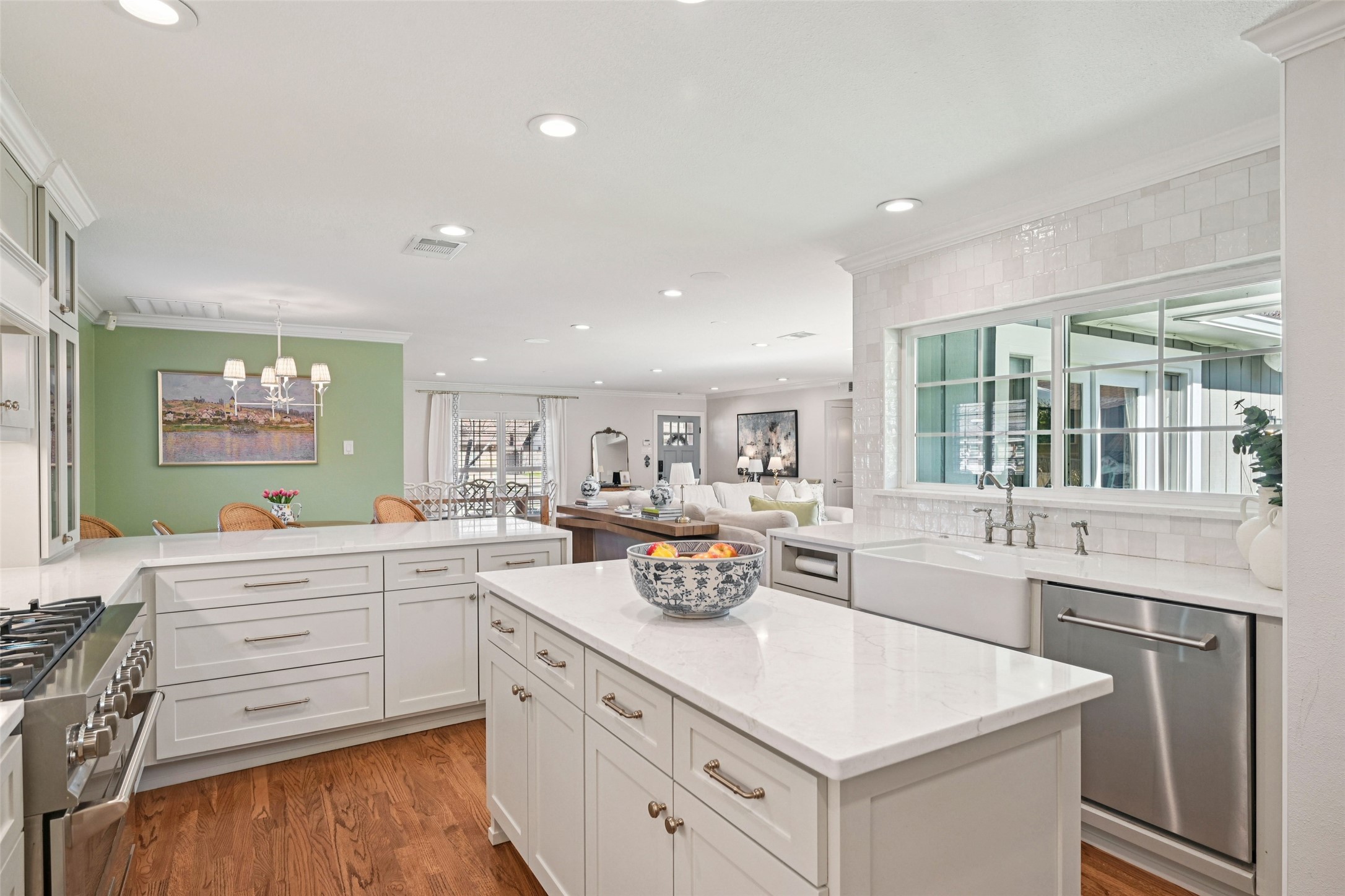 10250 Timber Trail Drive Dallas TX 75229
