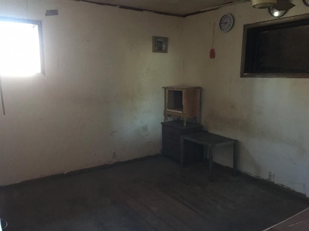 705 W 6th Street Coleman TX 76834