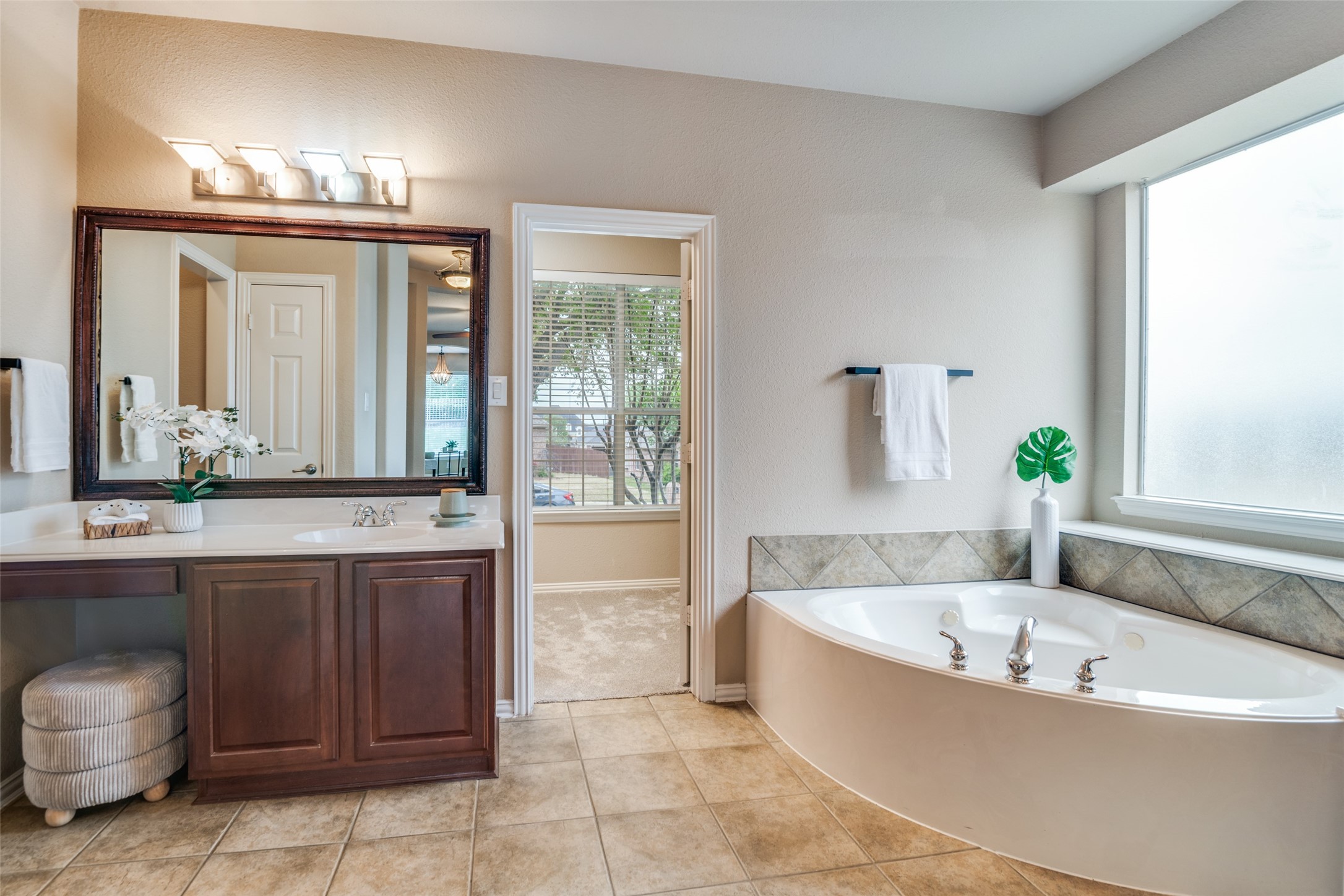 1318 Coastal Drive Garland TX 75043