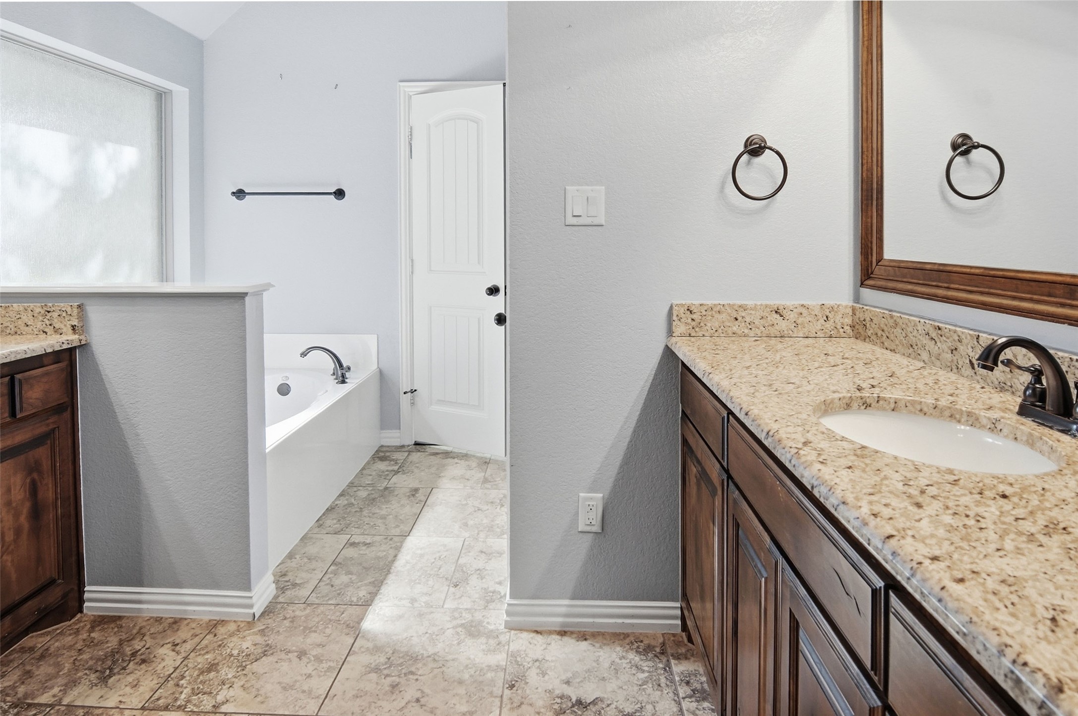 106 Elm Crest Court Weatherford TX 76087
