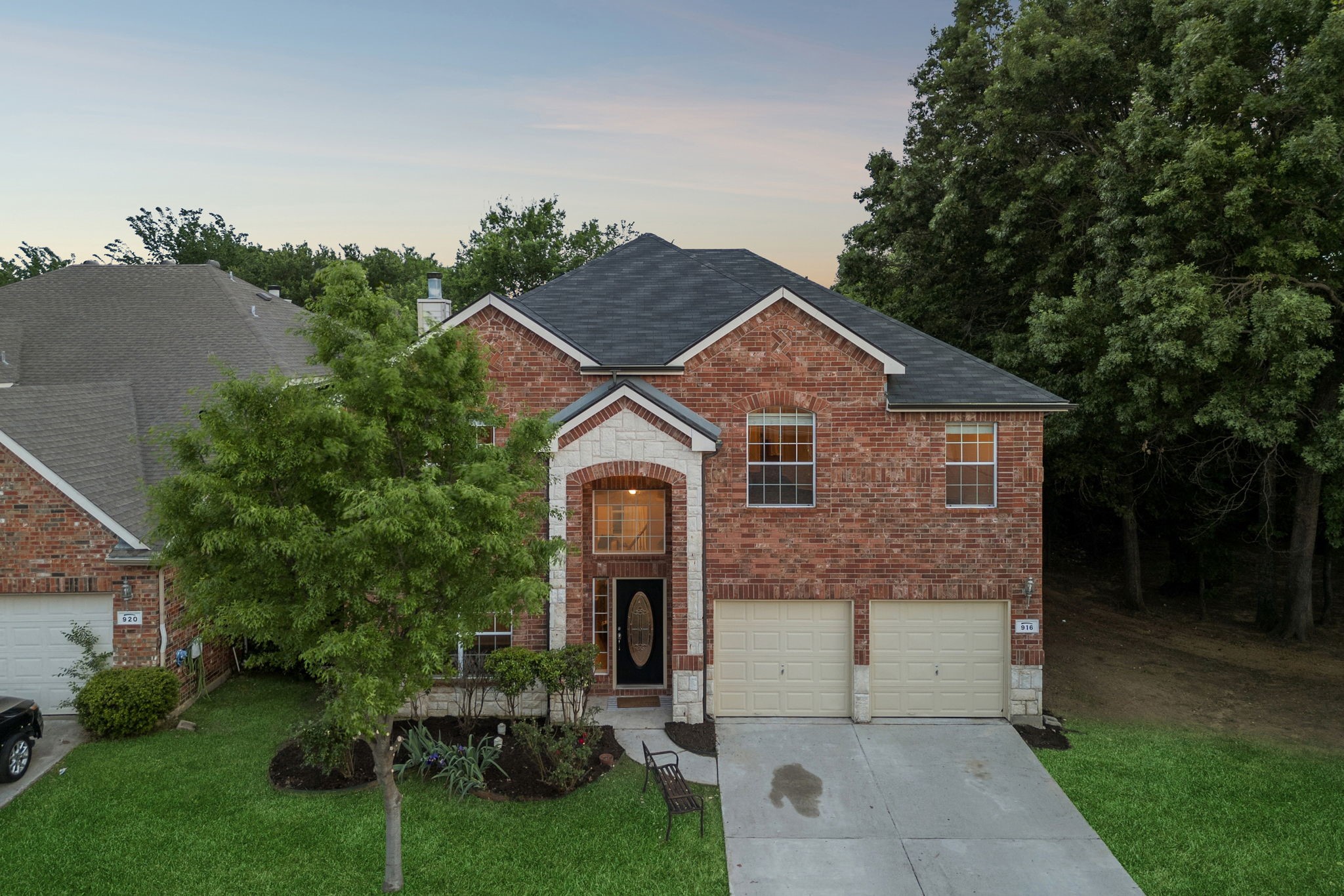 916 Starling Lane Aubrey TX 76227