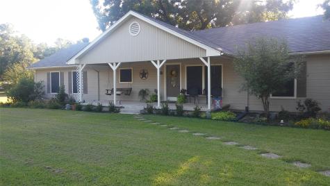 214 County Road 4870 Newark TX 76071