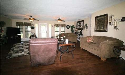 214 County Road 4870 Newark TX 76071