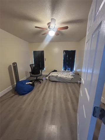 214 County Road 4870 Newark TX 76071