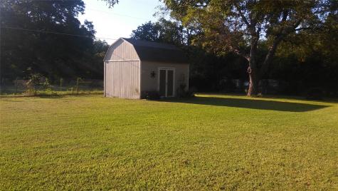 214 County Road 4870 Newark TX 76071