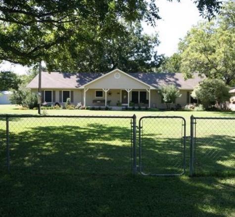 214 County Road 4870 Newark TX 76071