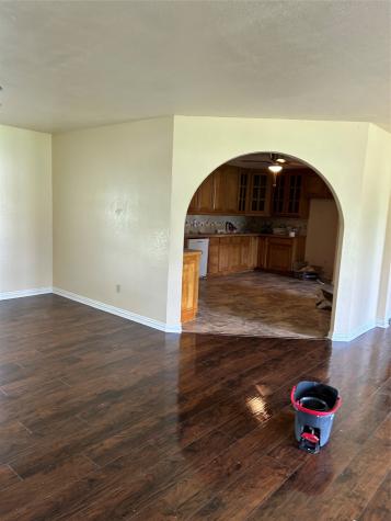 214 County Road 4870 Newark TX 76071