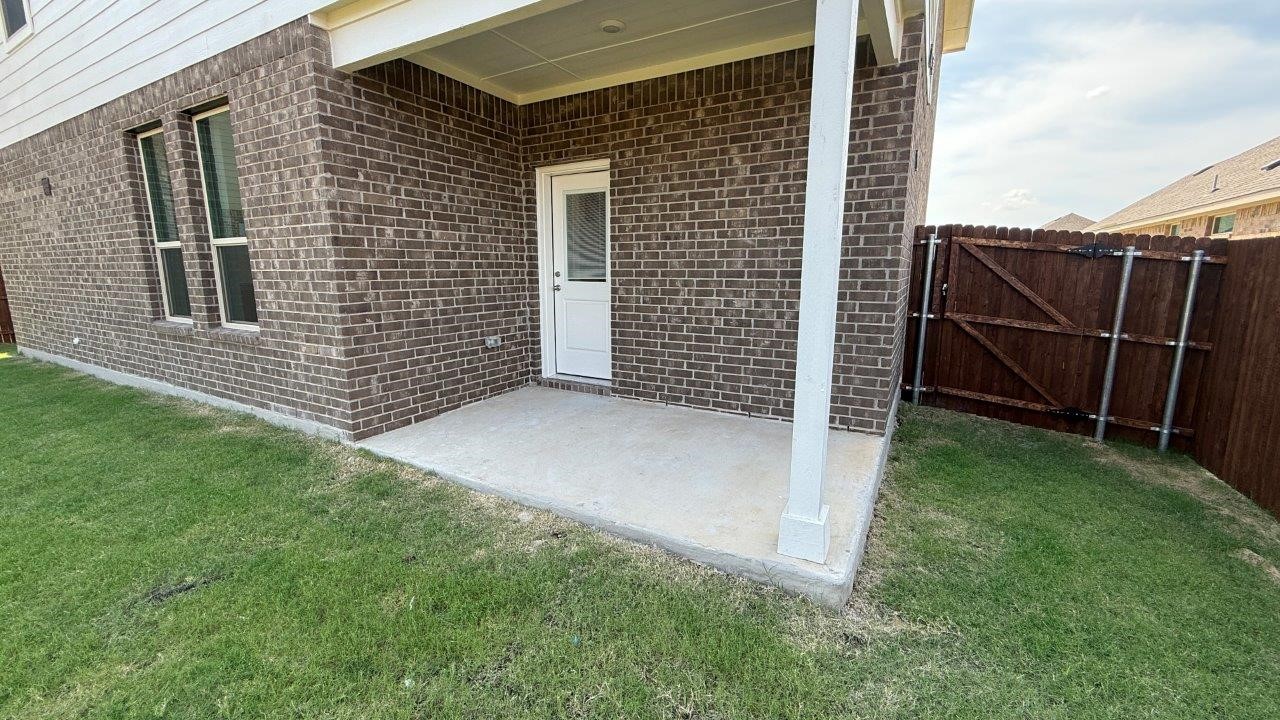 105 Seabiscuit Court Granbury TX 76049