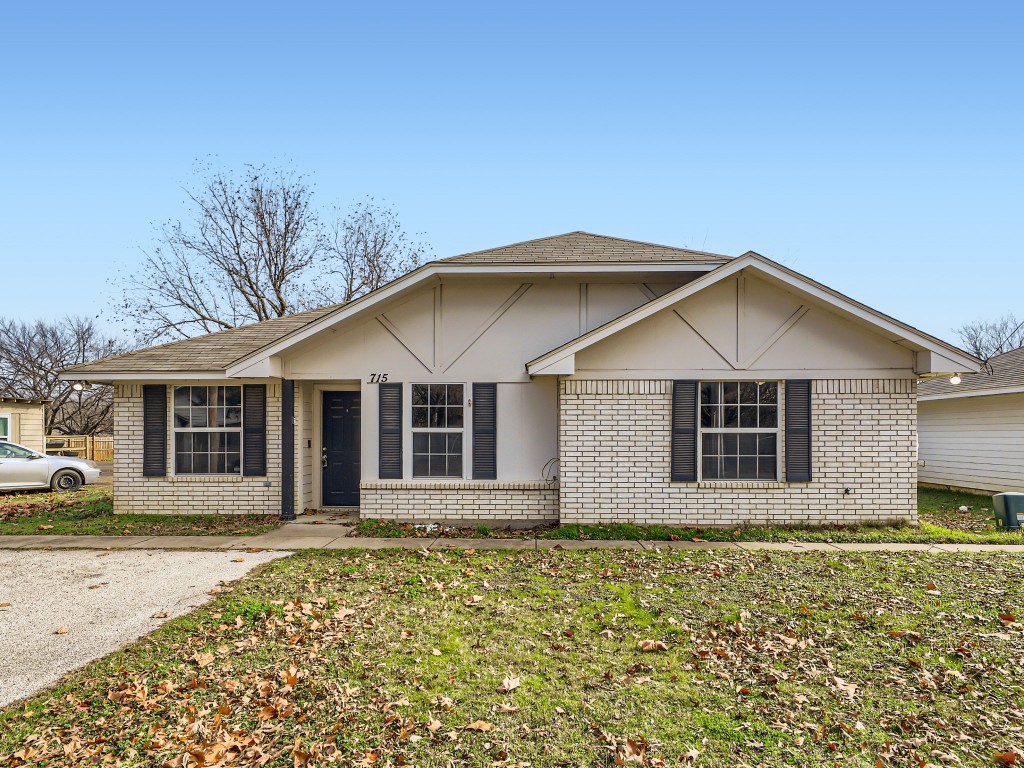715 Caddell Street Aubrey TX 76227