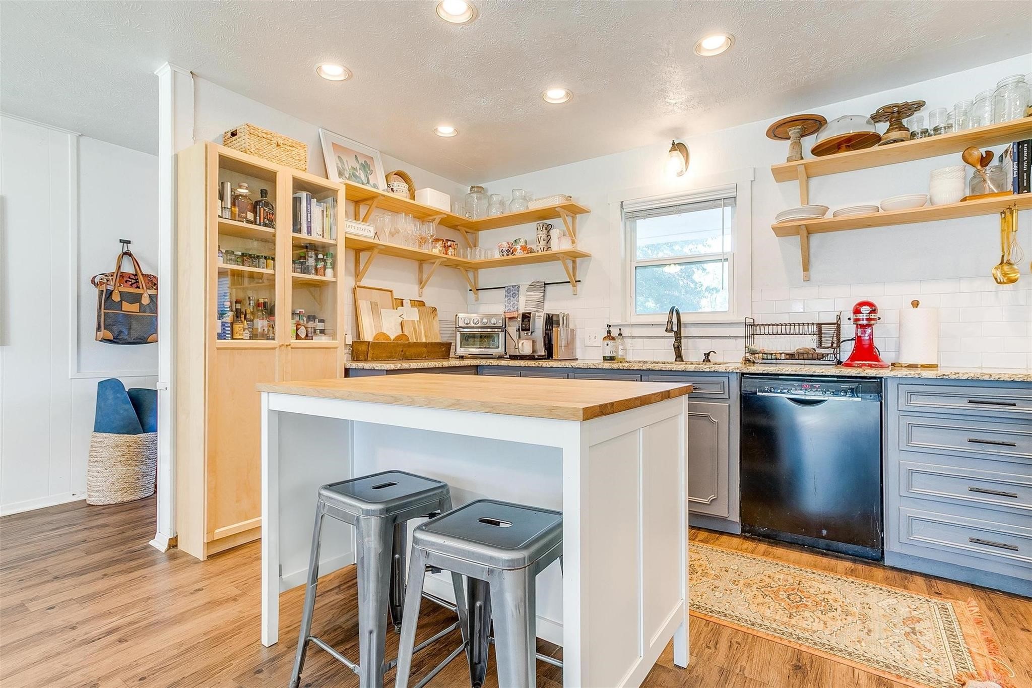 2212 Ridge Lane Grapevine TX 76051