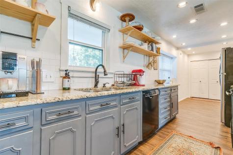 2212 Ridge Lane Grapevine TX 76051