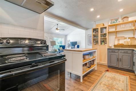 2212 Ridge Lane Grapevine TX 76051