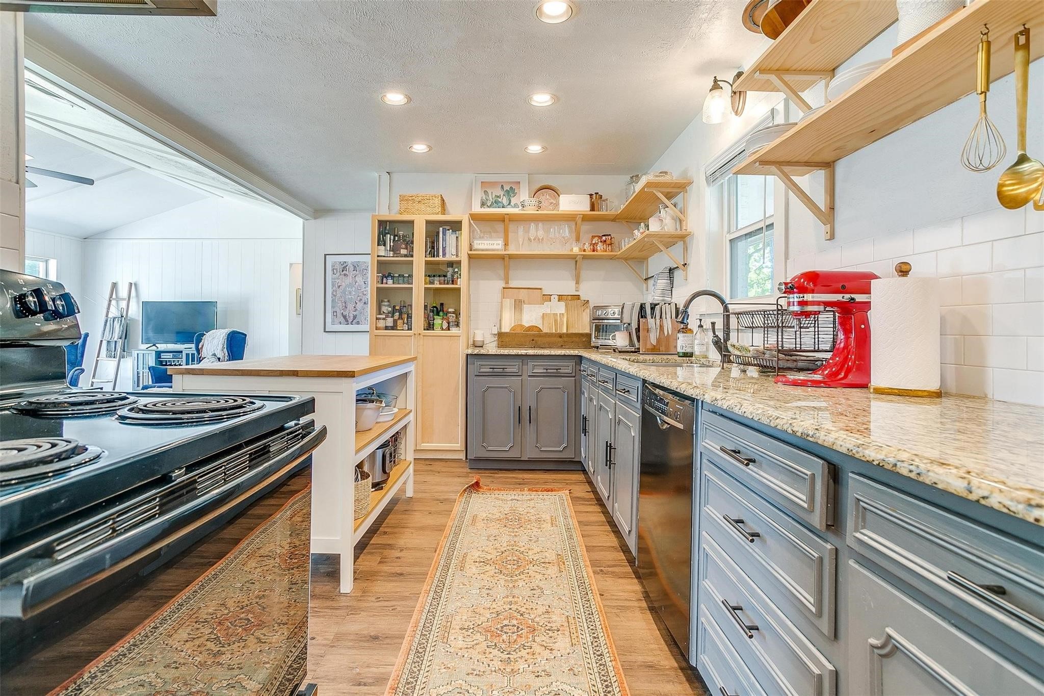 2212 Ridge Lane Grapevine TX 76051