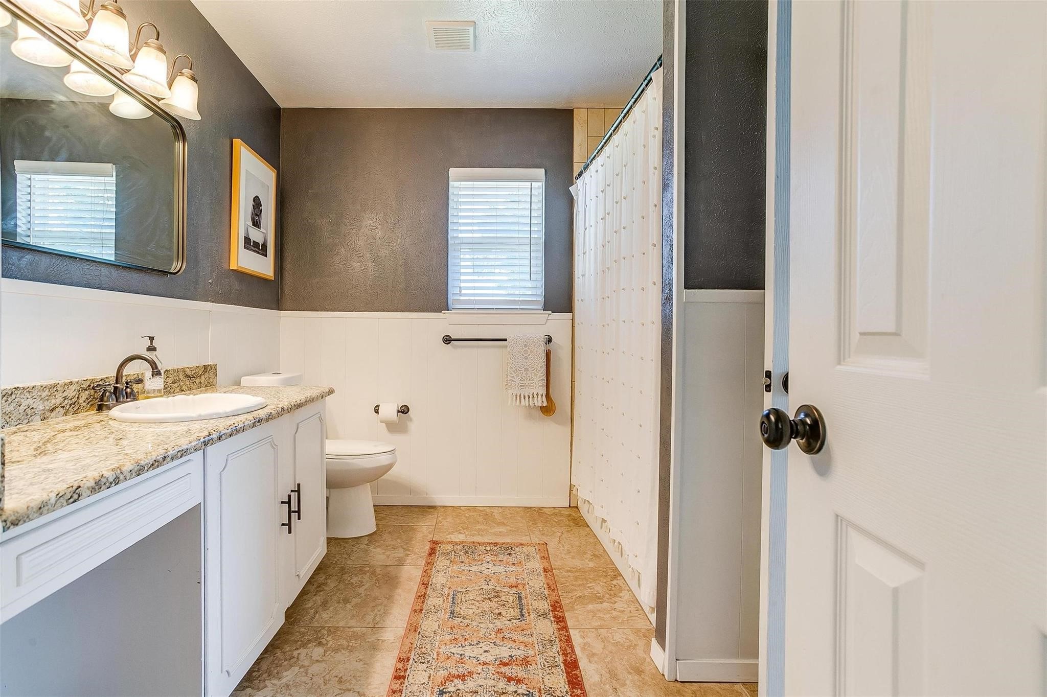 2212 Ridge Lane Grapevine TX 76051