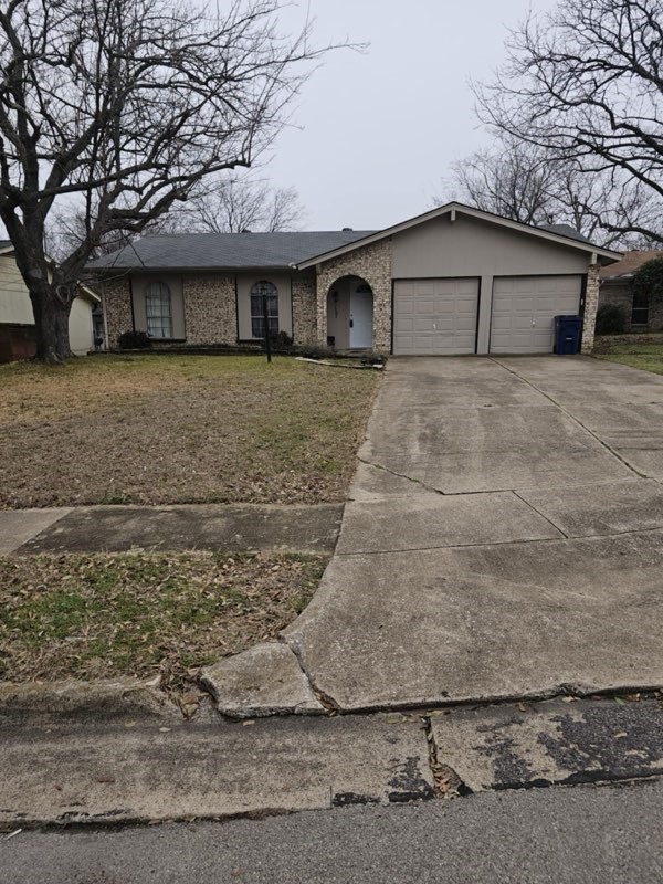 317 Boulder Court Burleson TX 76028