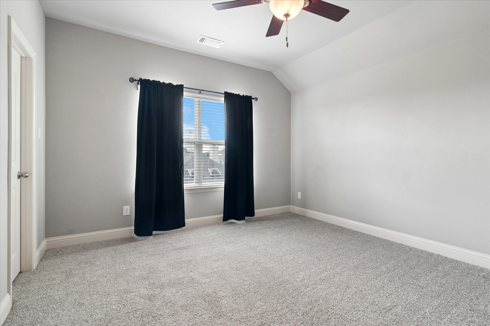 1905 Running Deer Lane Gunter TX 75058