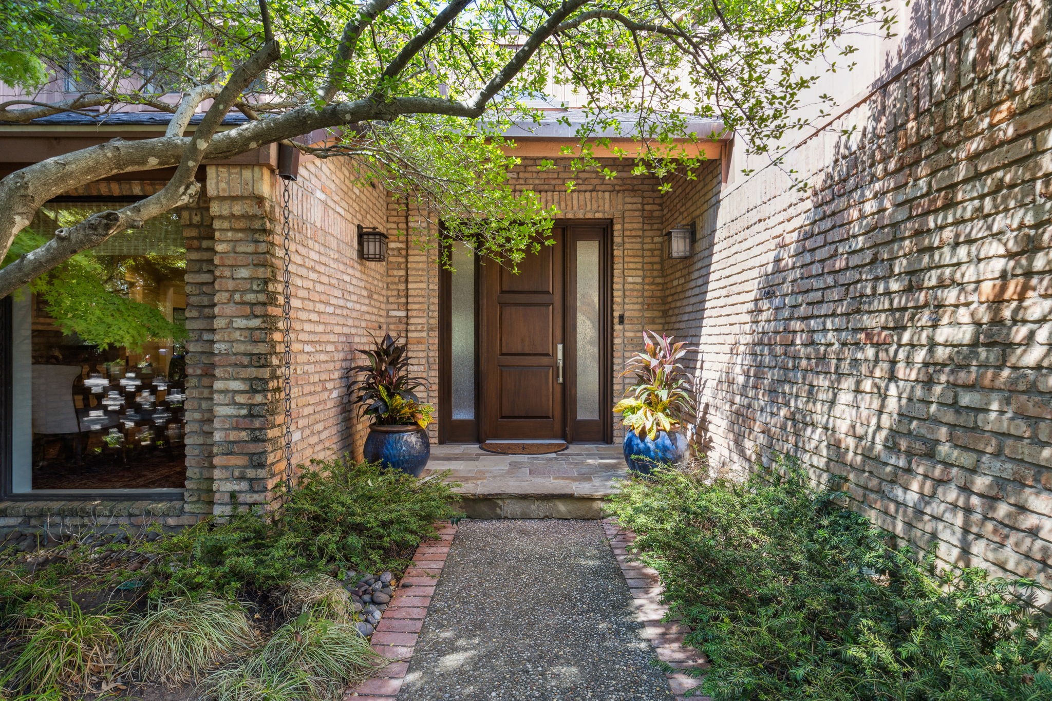9715 Stone River Circle Dallas TX 75231