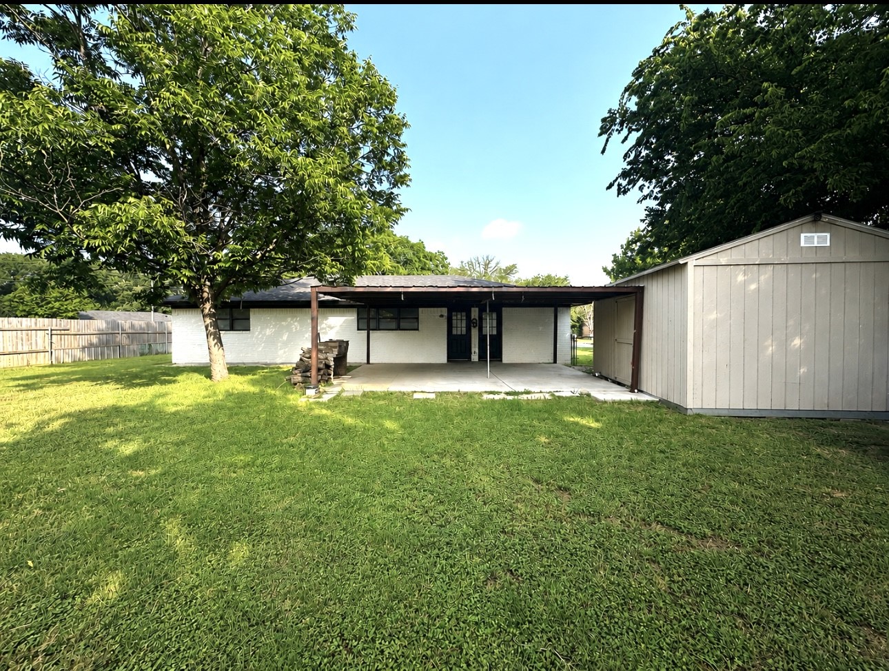 129 Bowie Circle Brownwood TX 76801