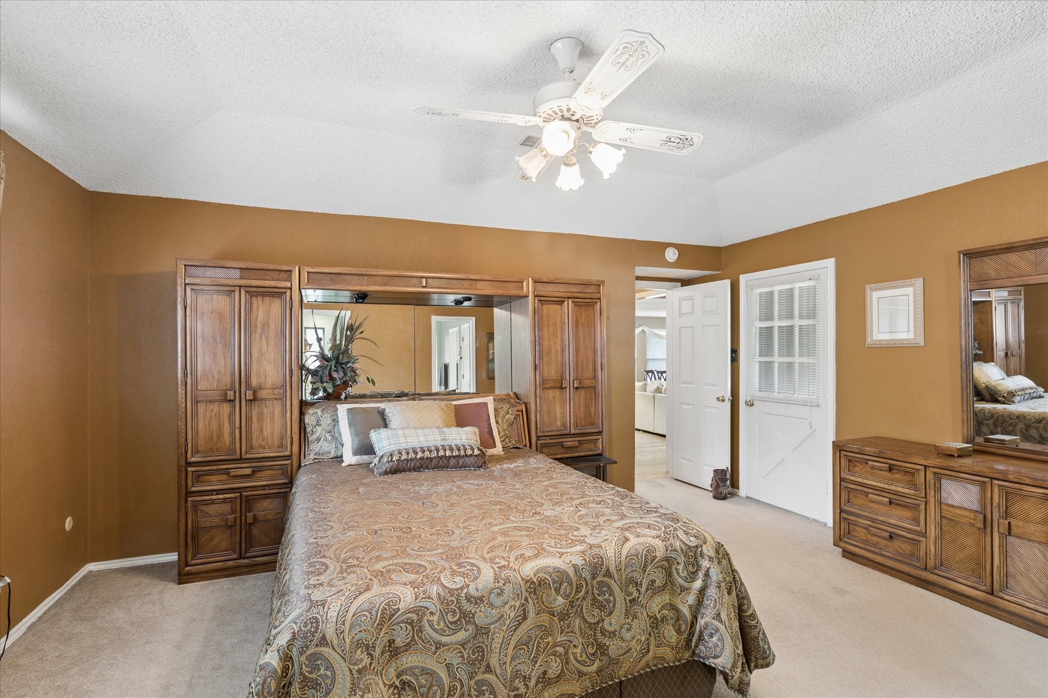 1401 Clover Hill Road Mansfield TX 76063