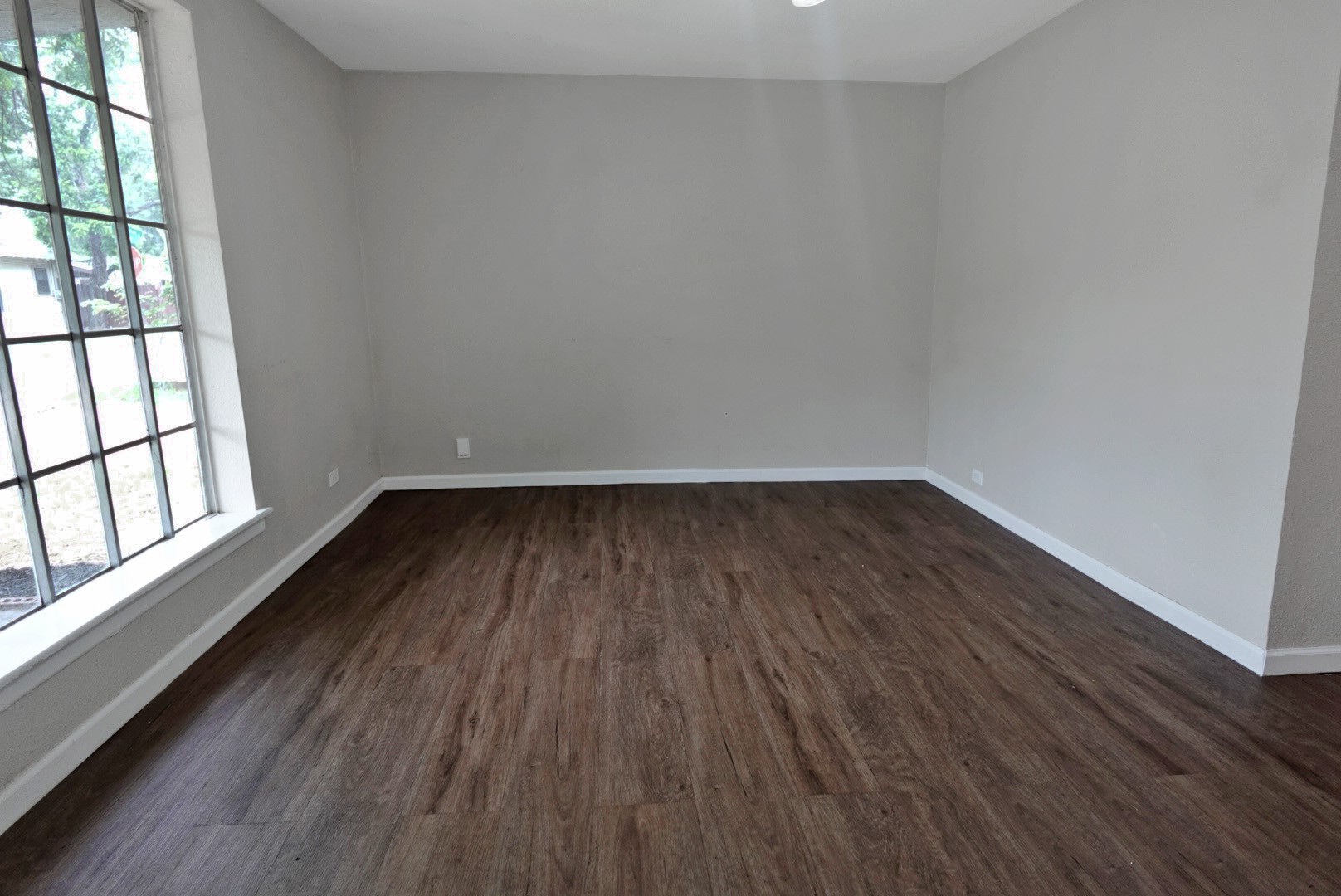 433 W Hampton Avenue De Leon TX 76444