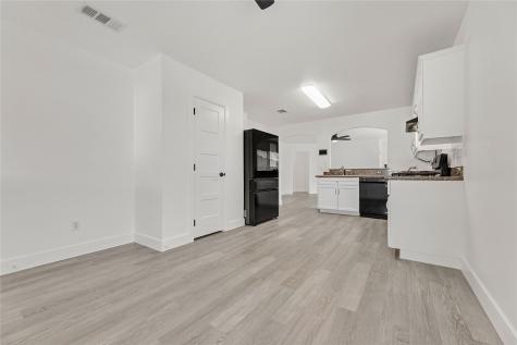 1108 Cottage Grove Circle Bryan TX 77801