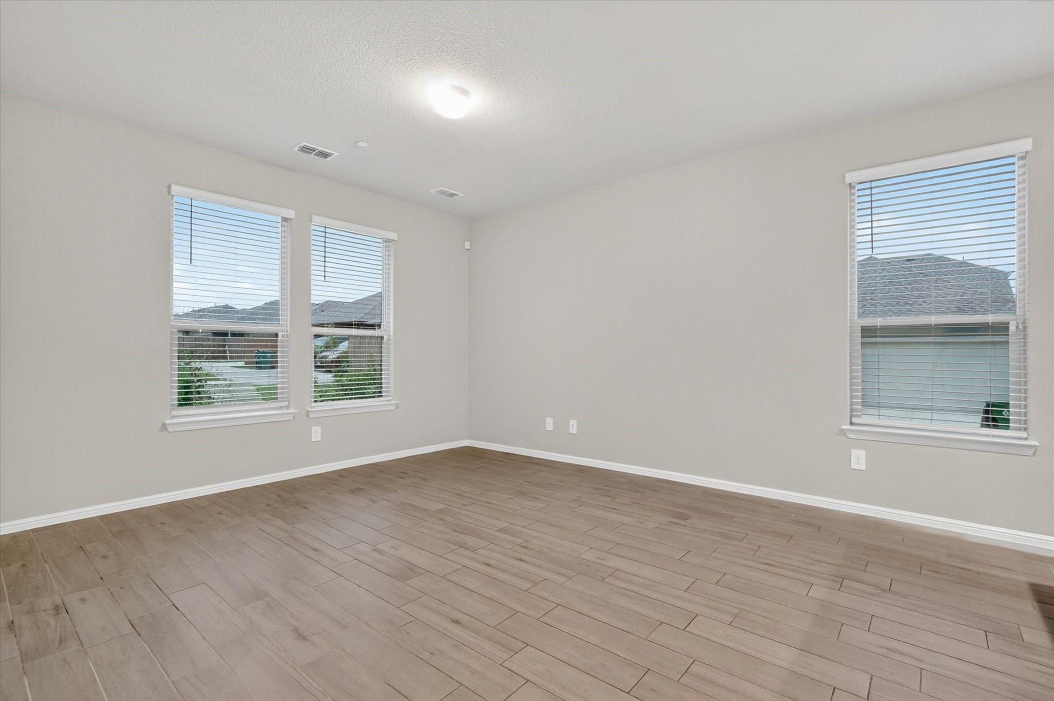 4716 Stunning Pathway Haltom City TX 76117