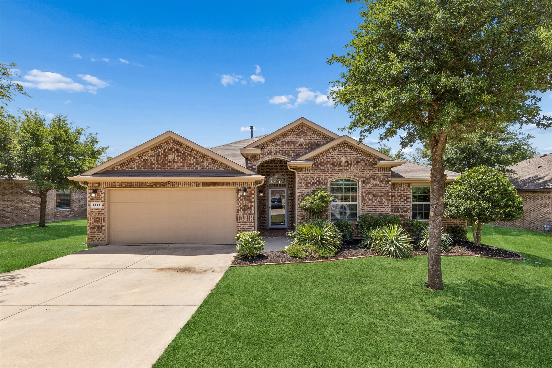 1412 Meadowlakes Drive Azle TX 76020