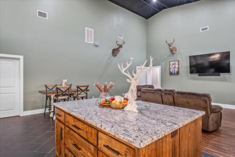 1000 W Main Street Chandler TX 75758