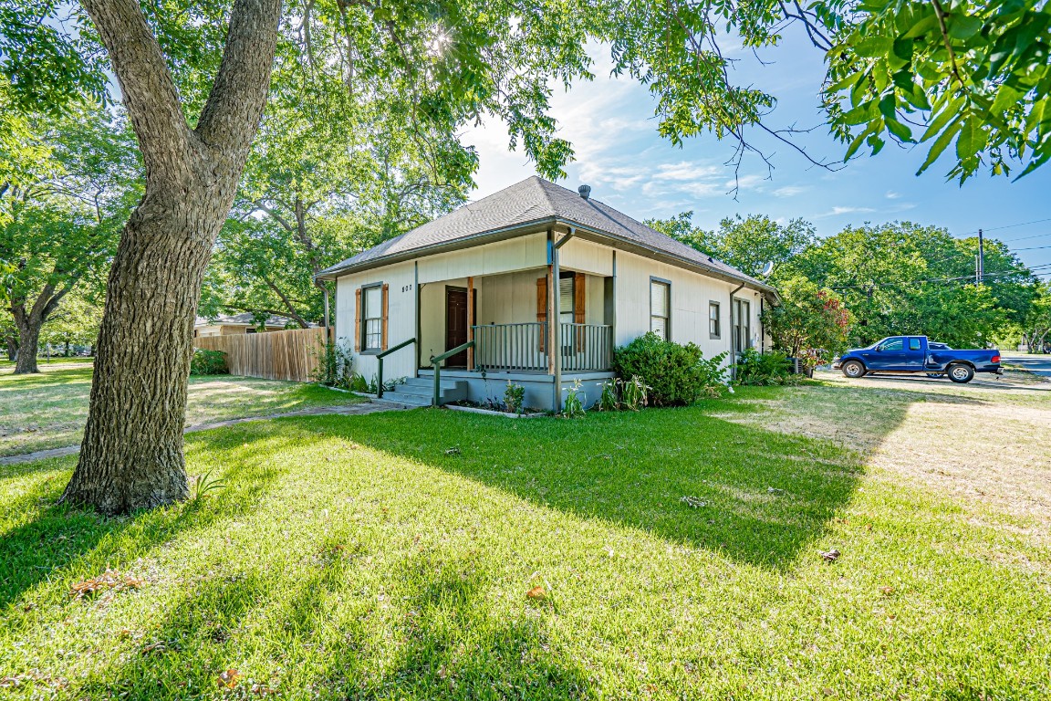 800 Euclid Street Cleburne TX 76033