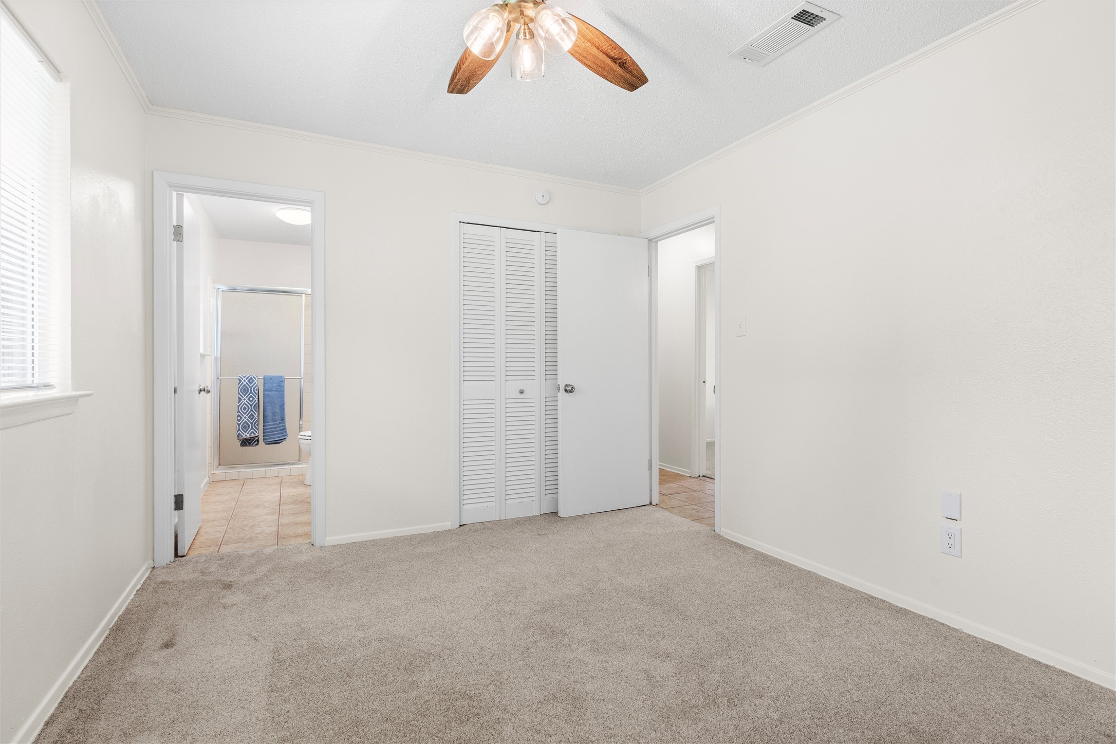 2604 Buffalo Drive Arlington TX 76013
