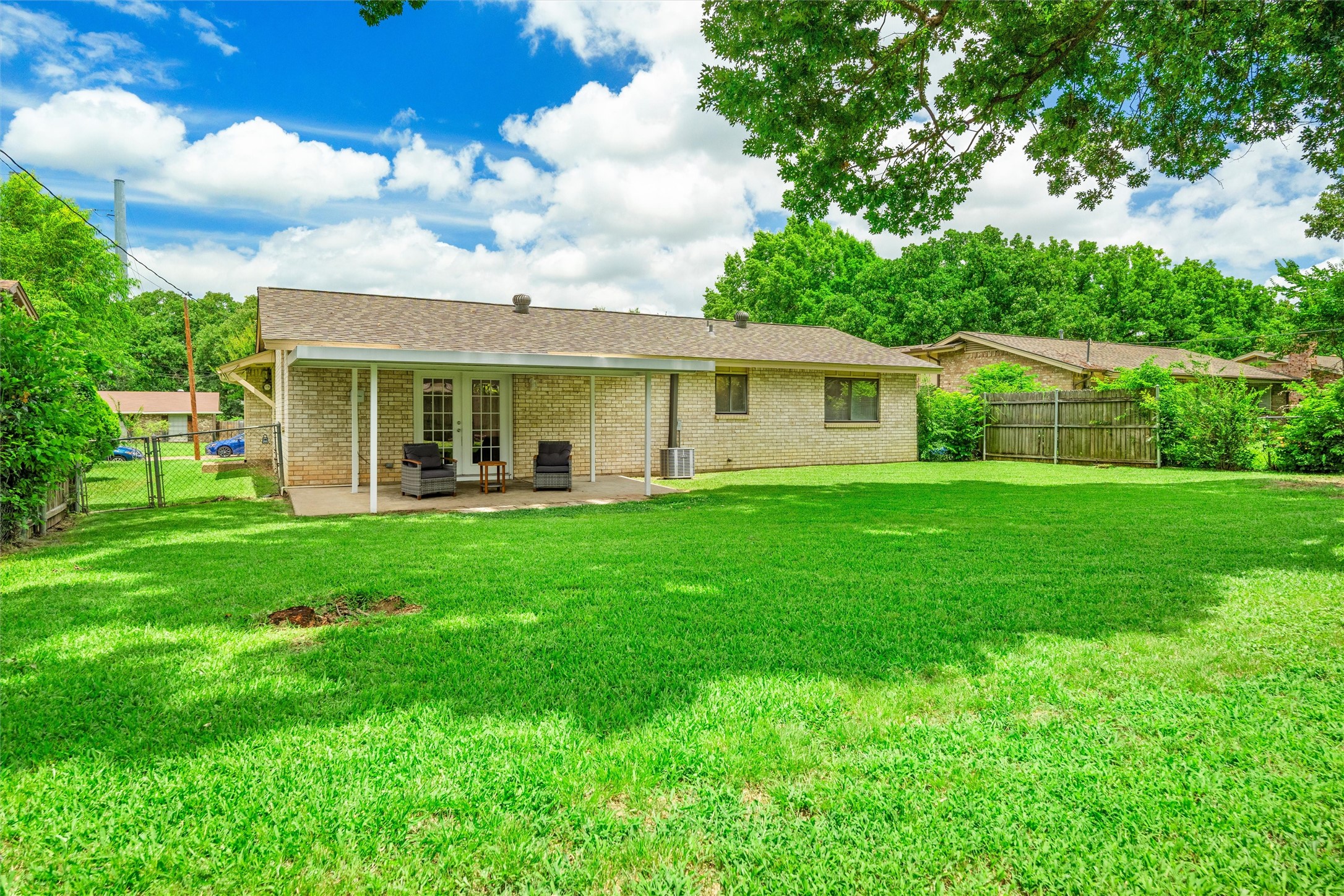 2604 Buffalo Drive Arlington TX 76013
