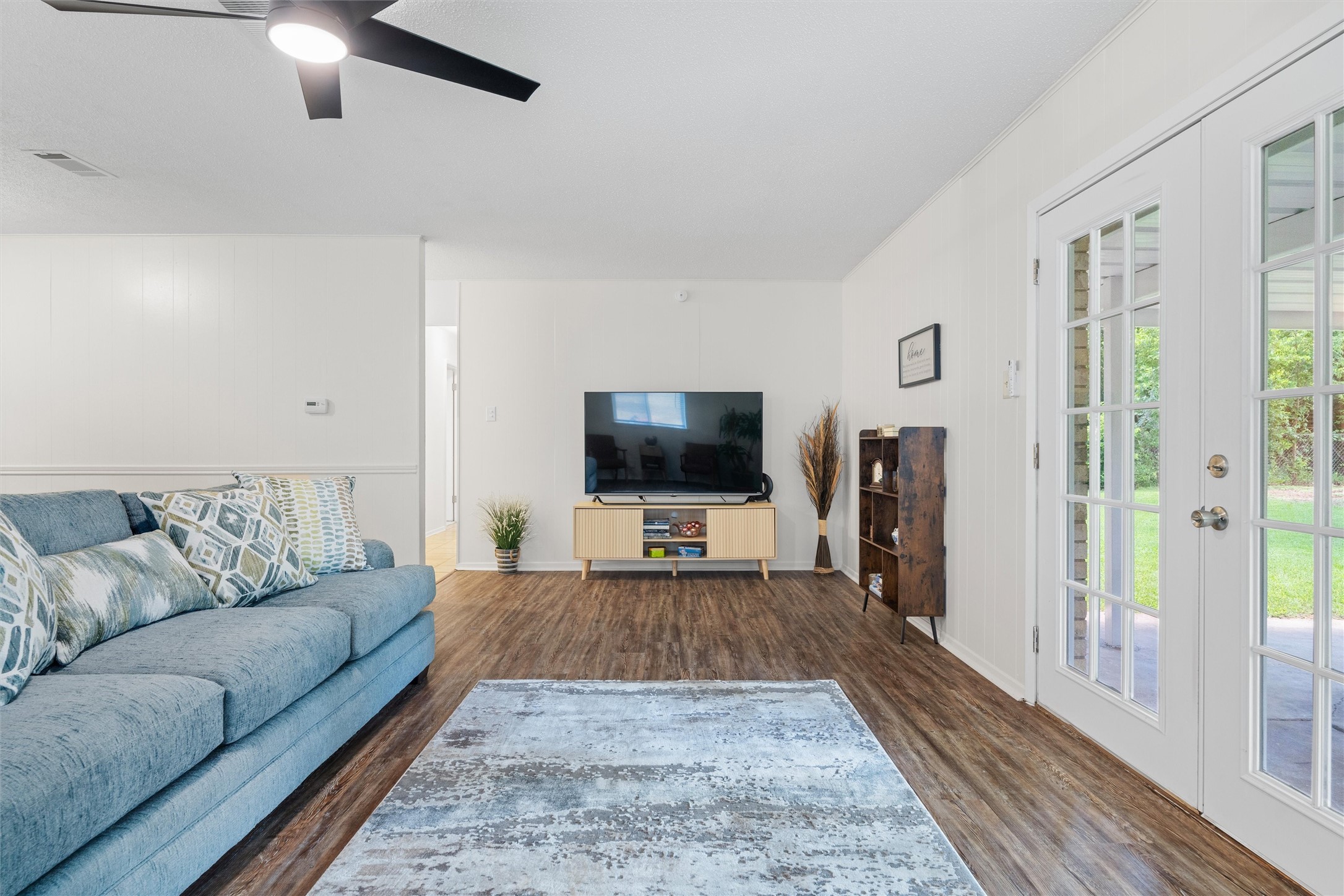 2604 Buffalo Drive Arlington TX 76013