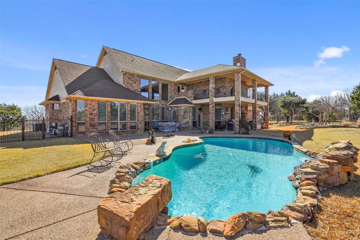 240 S Boyce Lane Fort Worth TX 76108