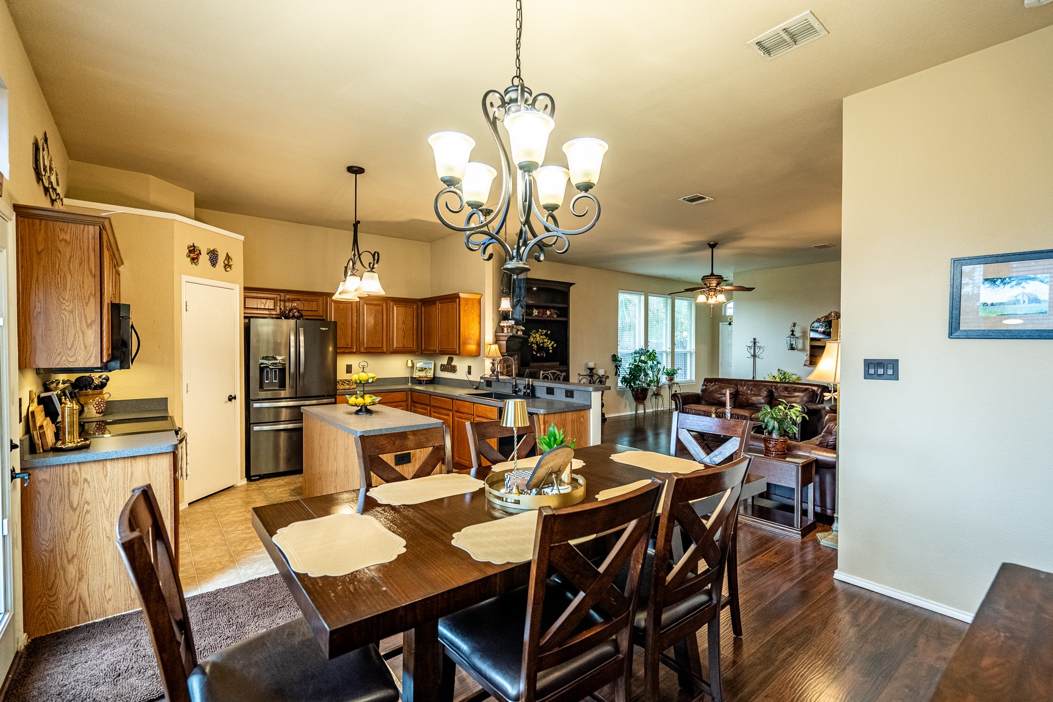 7427 Lake Front Trail Arlington TX 76002