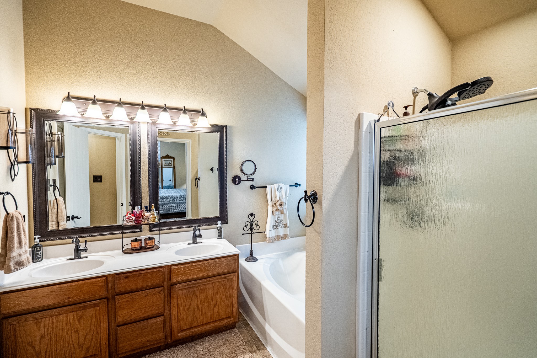 7427 Lake Front Trail Arlington TX 76002