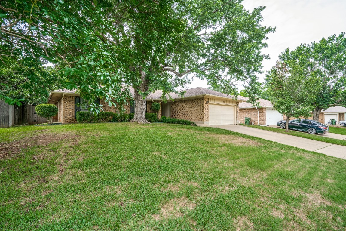 5729 Sage Bloom Drive Arlington TX 76017