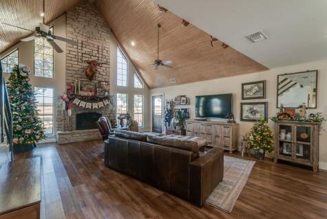 24860 N Us Highway 281 Stephenville TX 76401