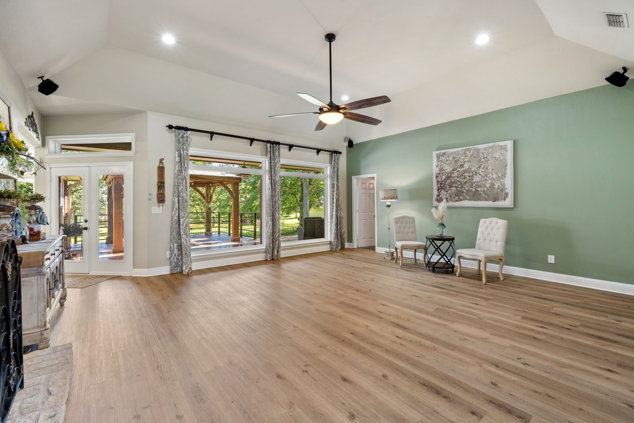 5937 Private Road 5937 Emory TX 75440
