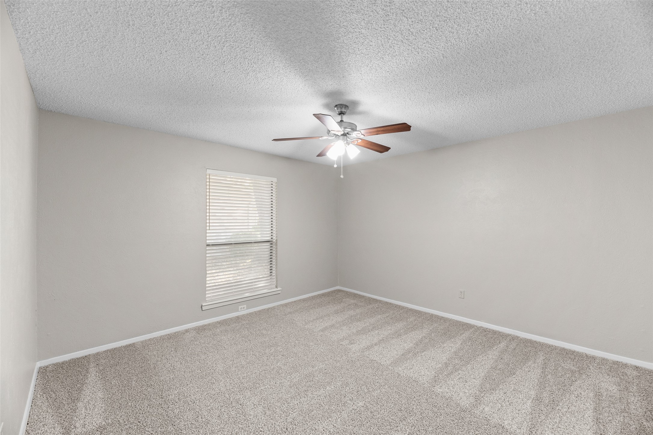 2011 Lavon Creek Lane Arlington TX 76006
