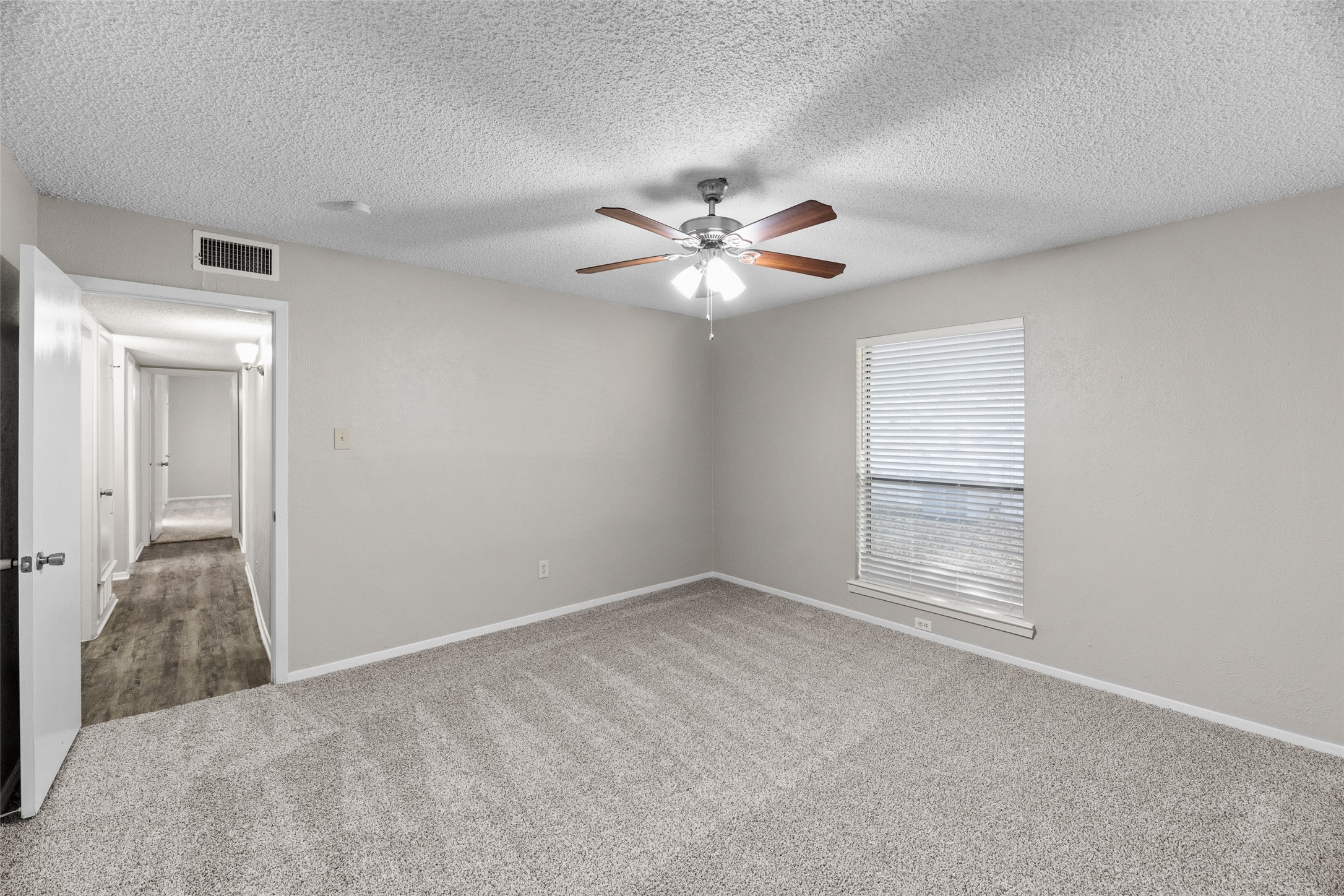2011 Lavon Creek Lane Arlington TX 76006