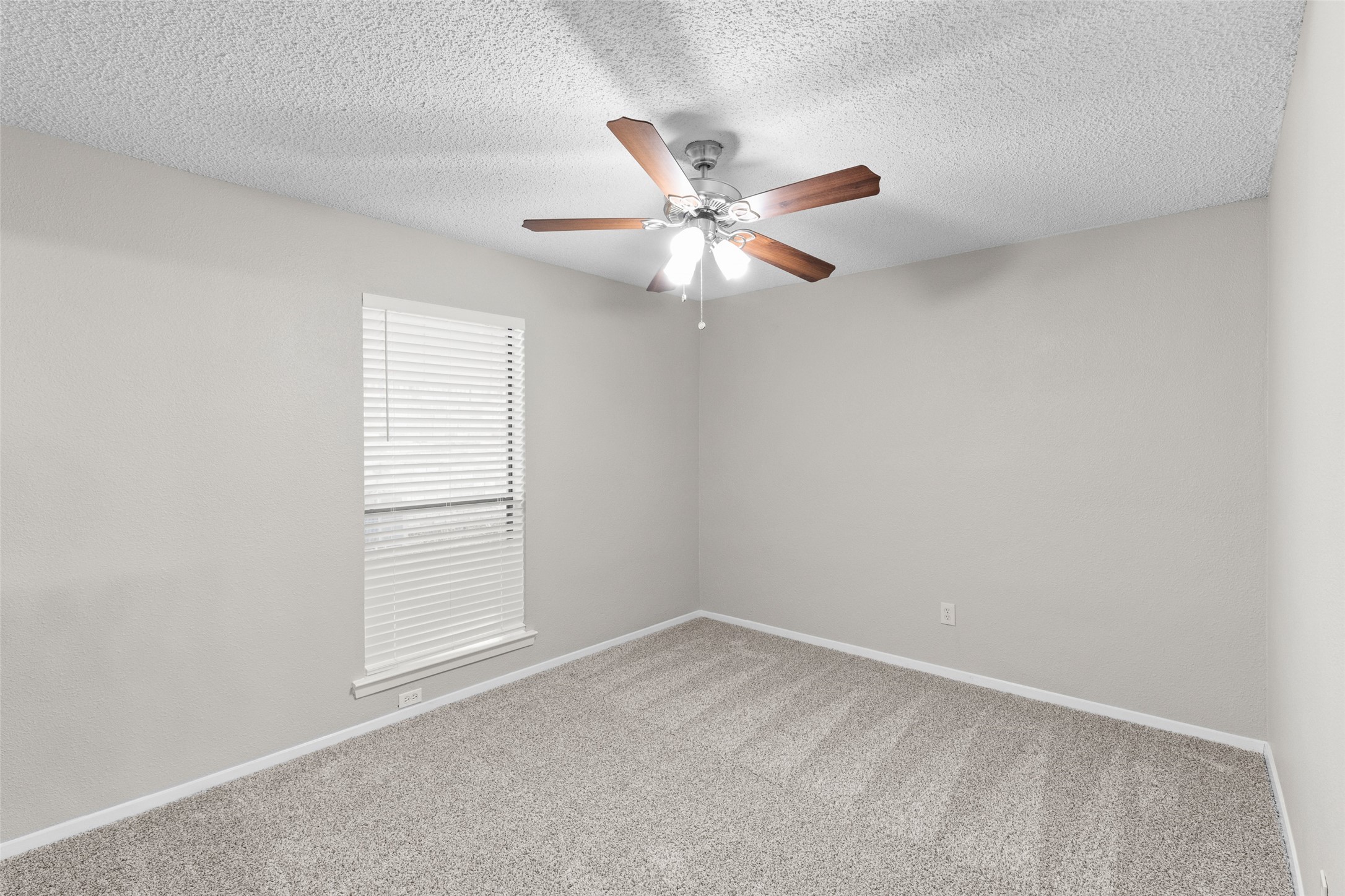 2011 Lavon Creek Lane Arlington TX 76006