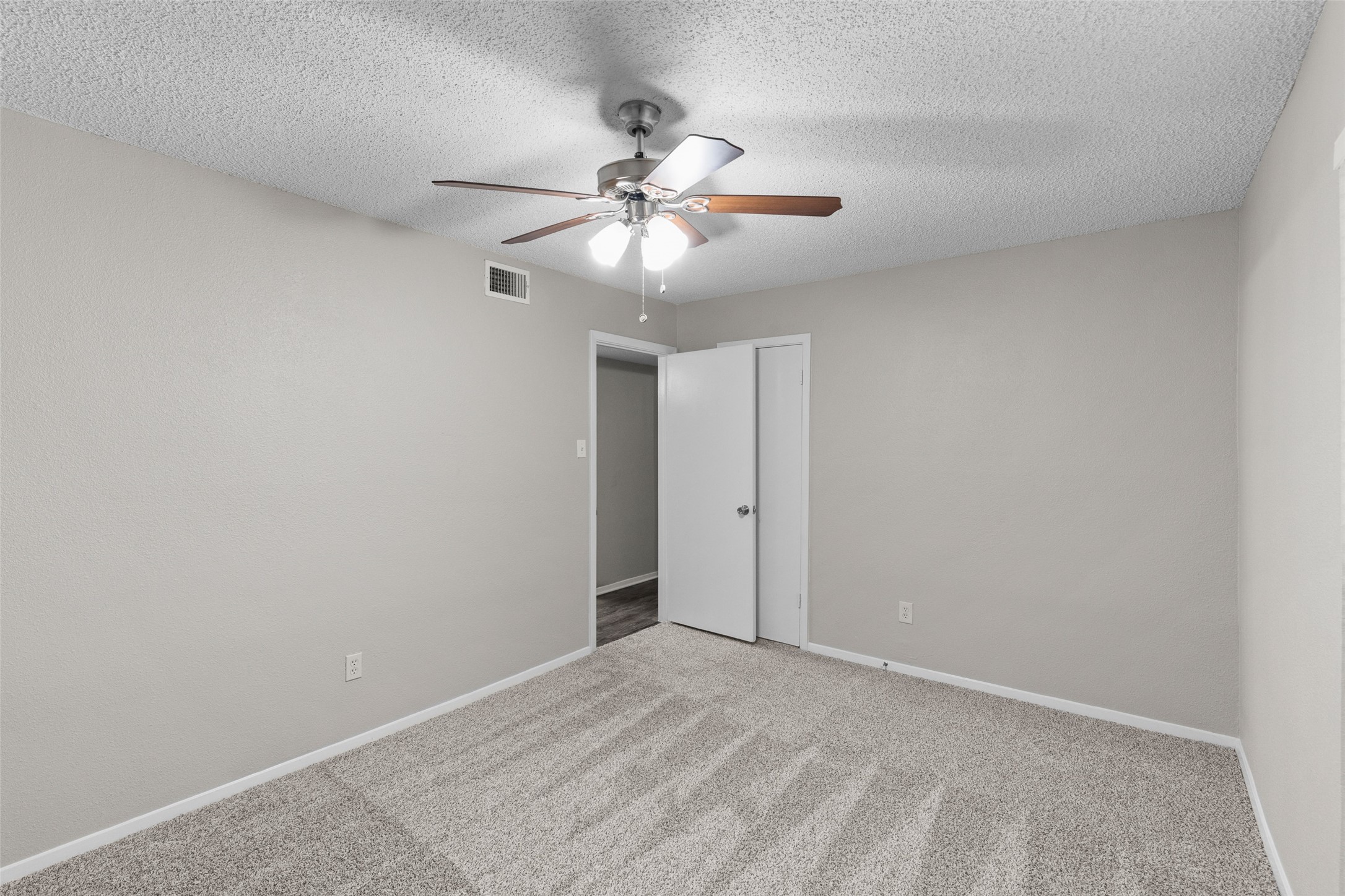 2011 Lavon Creek Lane Arlington TX 76006